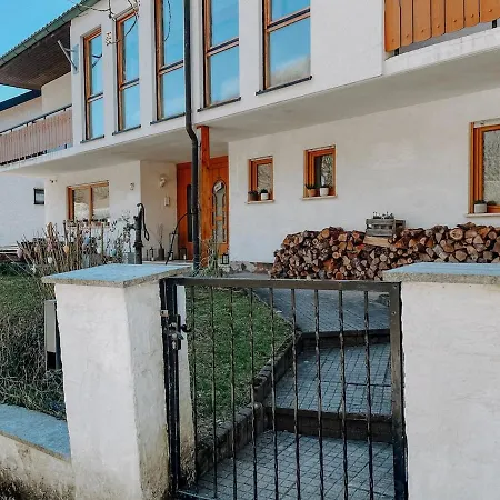 Baumhaus - Kleines Ferienglueck *